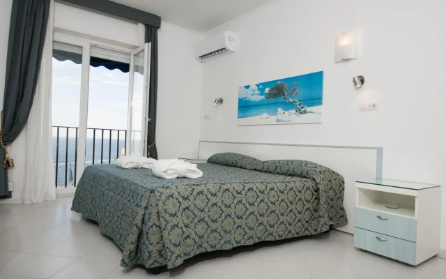 Hotel Weber Ambassador