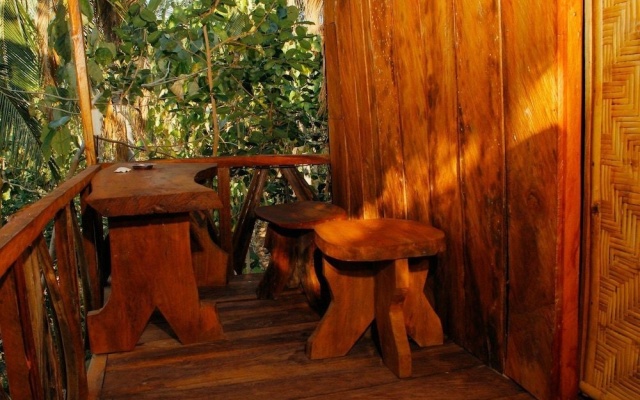 Nyuh Bengkok Tree House – Hotel Rooms – Nusa Penida