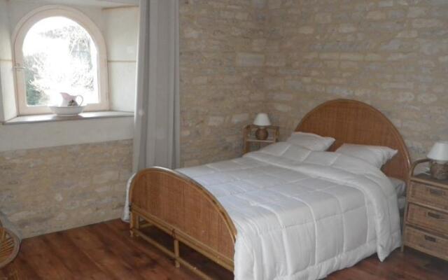 La Grange Aux Dimes