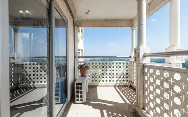 Lakeside Living by Red Olive Nr Airport 3bhk