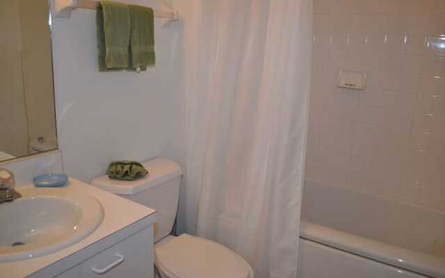 Cove at Sandy Pointe Unit 111