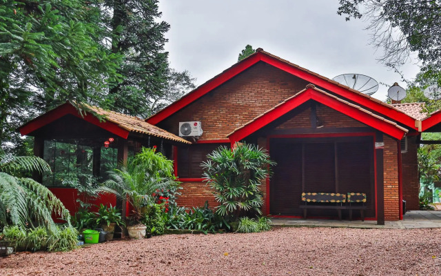 Locar-in Gramado - Meu Cantinho na Serra 10 pax