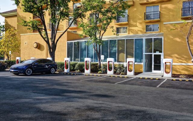 Embassy Suites Milpitas - Silicon Valley