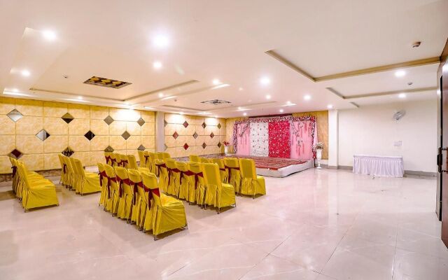 FabHotel World Link