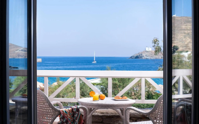 Porto Kea Suites