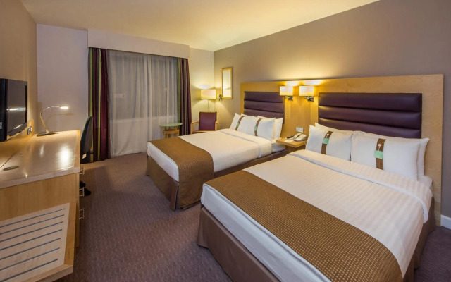 Leonardo Royal Hotel London City