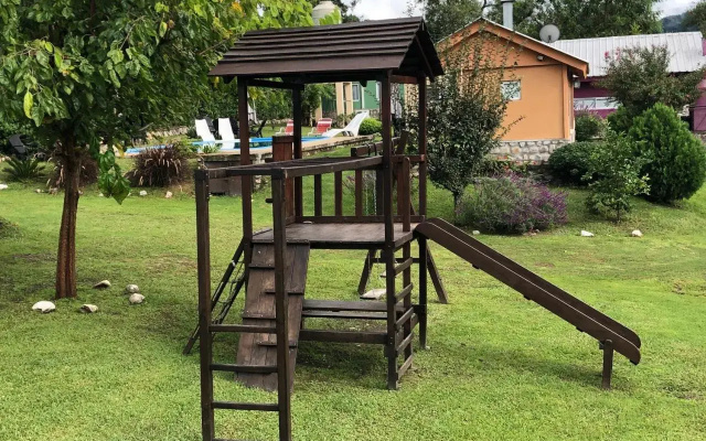 Wara Kusi-Casitas De Campo
