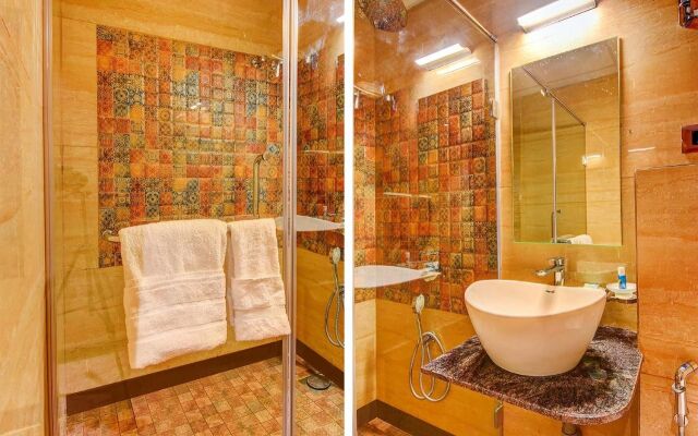 Fabhotel S Comfort Inn