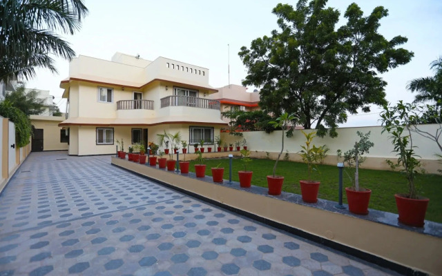 OYO 9428 Home Hill View Goverdhan Vilas