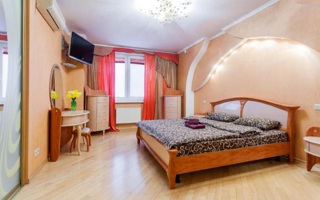 Уютные апартаменты на левом берегу