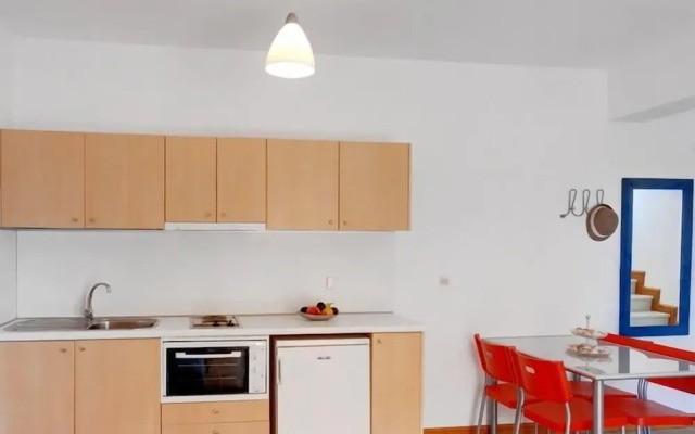 Glyfa Apartments