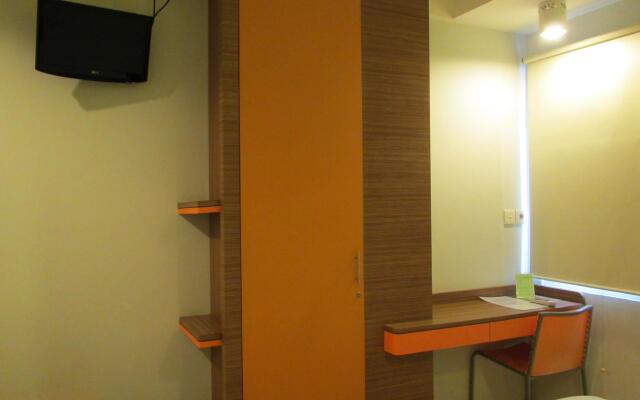 Studio One Hotel