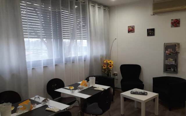 Dolce Vita Lovely Suites