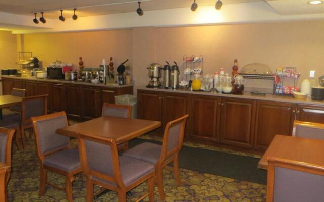 Ramada Knoxville
