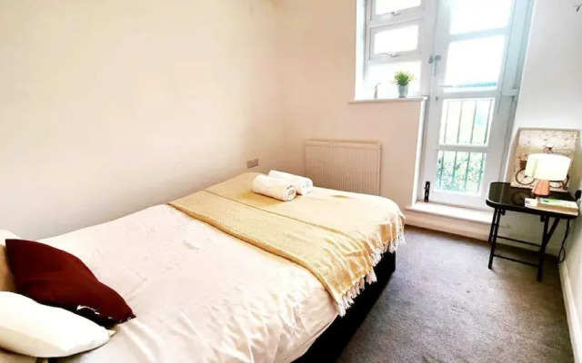 Aldgate Flats in E1.