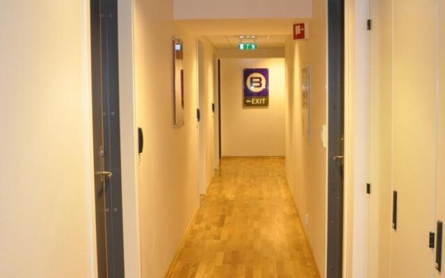 Ruyi Hotel Liupukang - Beijing