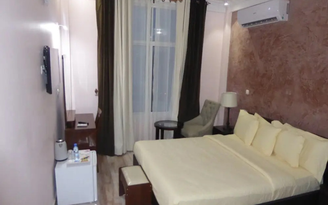 Safyad Hotel