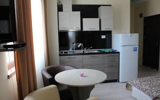 Brilliant Aparthotel