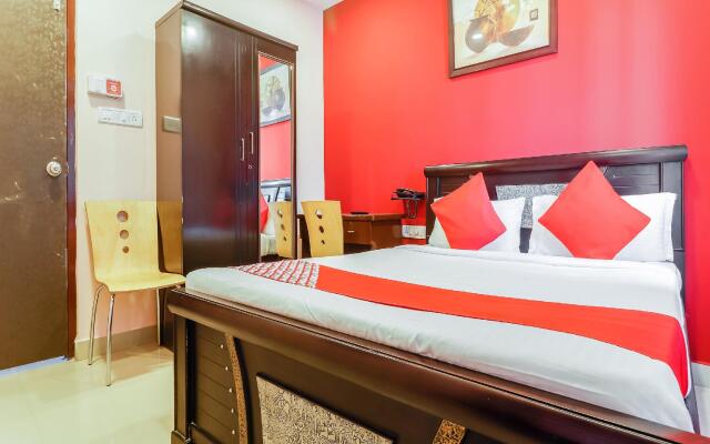 OYO 79326 Flagship Lingampally