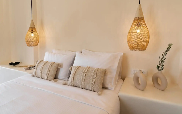 MAEVA Santorini Suites