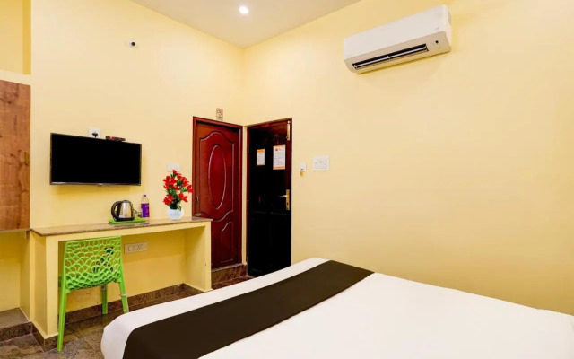 OYO 094 Bussy St Prakasam Residency