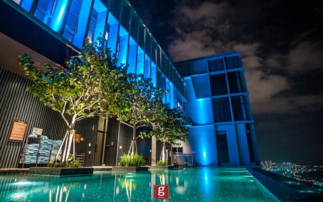 Expressionz Klcc by Mana Mana