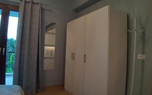 Green View Apartment