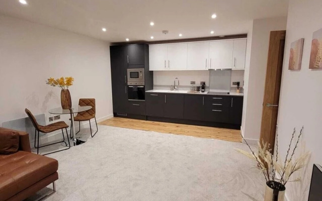 Lux 1 Bed Flat In The Heart Of Rochester