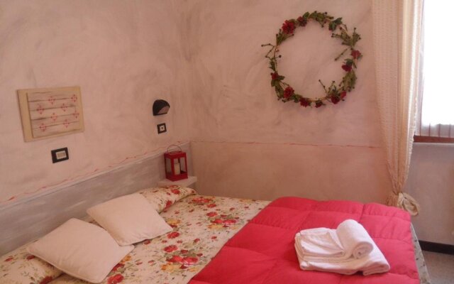 Hotel Elena Noli