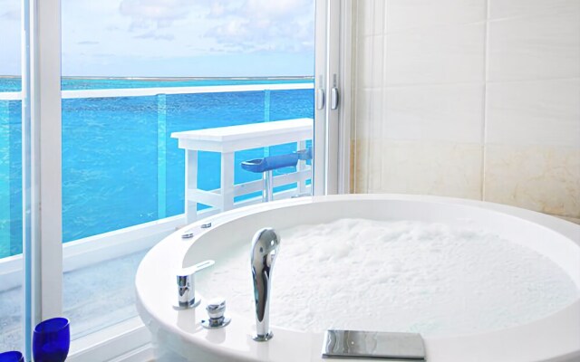 Namhae Blue & White Pension