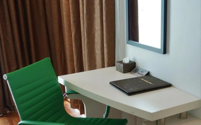 Pine Garden Hotel