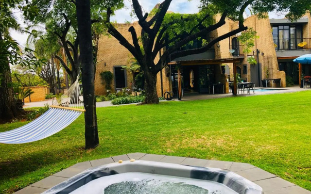 Grafiti Boutique Hotel