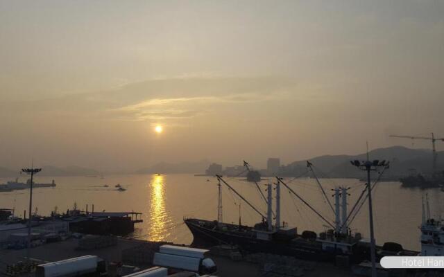 Hansan Hotel