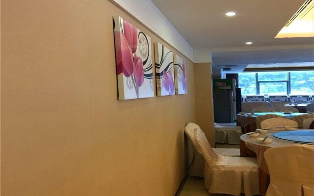 Juyuan Business Hotel