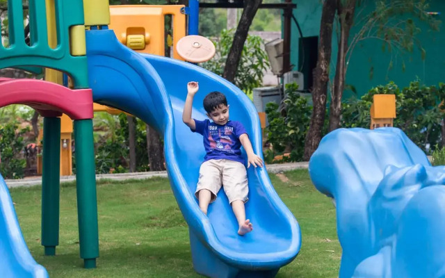Residency Lake Resort & Spa