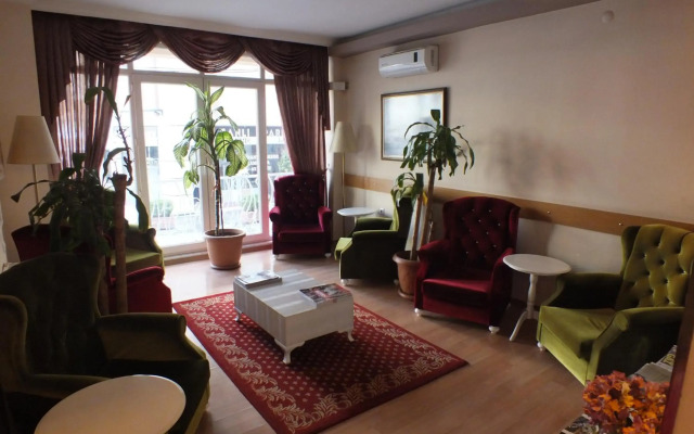 SRF Hotel