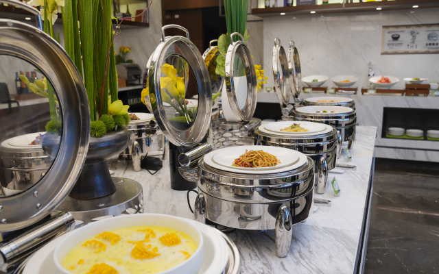 Hampton by Hilton Xining  Shangri-La Road