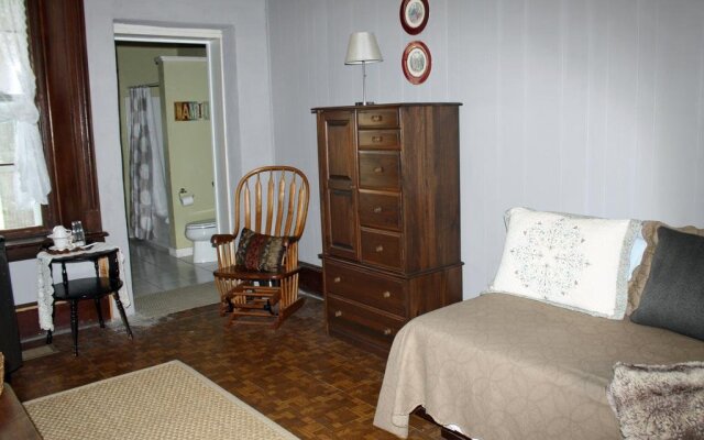 Markward Manor Bed and Breakfast Inn
