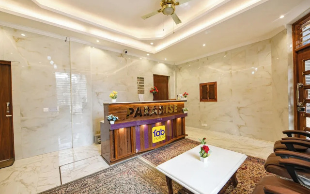 Fabhotel Paradise