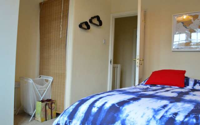 Tooting Broadway 2 Bedroom House