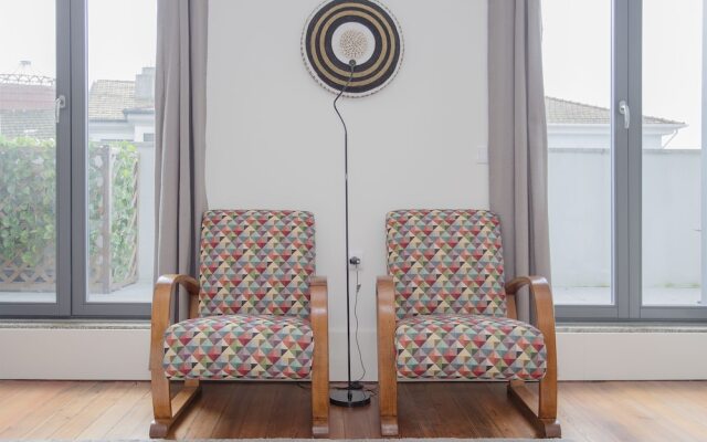 Liiiving - Downtown & Riverside Balcony