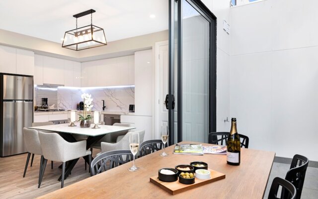 Manhattan Apartments - Caulfield North