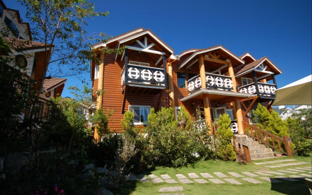Sea of Clouds Vacation Villa