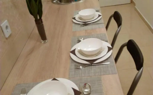 Studio Apartman Ždral