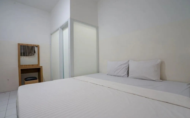 SPOT ON 2294 Mega Kost - Hotel in Palembang - Photo 5