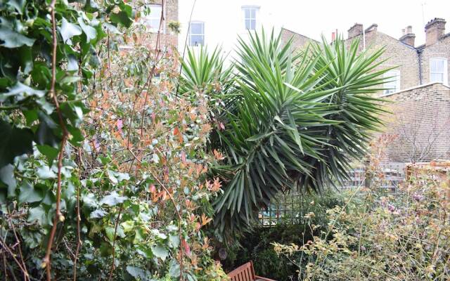 South London Flat With Balcony