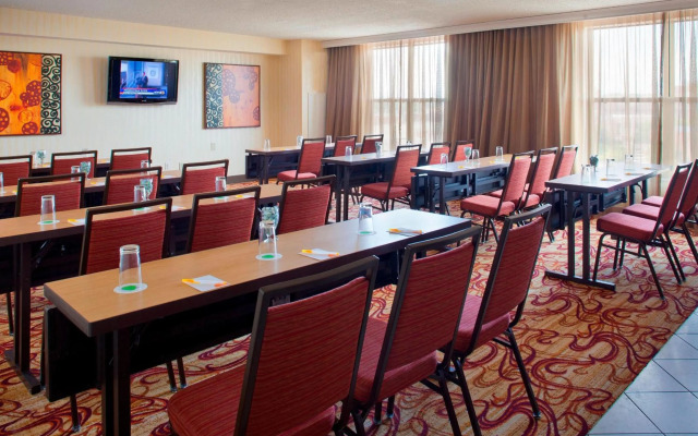 Courtyard by Marriott Pueblo Downtown