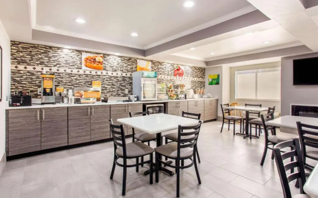 Quality Inn & Suites