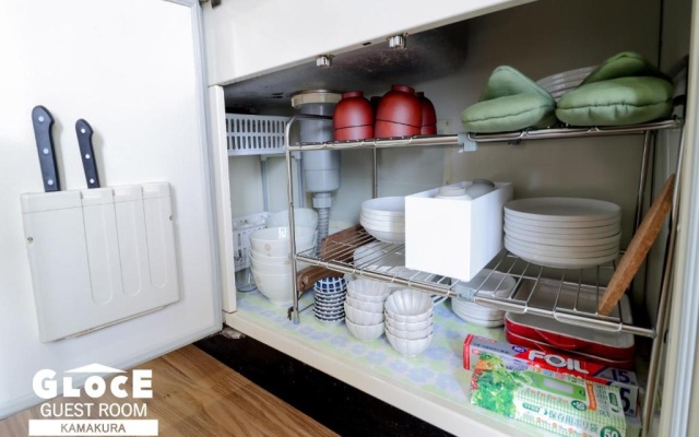 GLOCE 鎌倉 若宮大路House お部屋から江ノ電ビューを独り占め 鎌倉駅から徒歩3分 – Guest Rooms – Kamakura