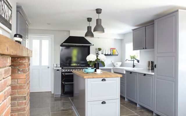 Gothic Cottage - Ryde